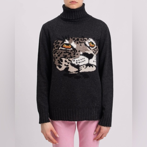 NWT! P.A.R.O.S.H Elegant Black Leopard Sweater ( authentic)